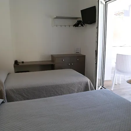 Hotel Alguer Camp Nou-2